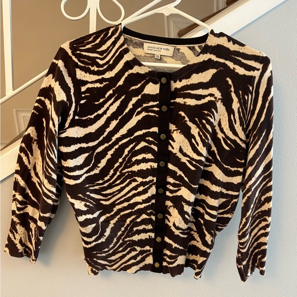 Jones New York Sports Petite animal print cardigan - Picture 3 of 10